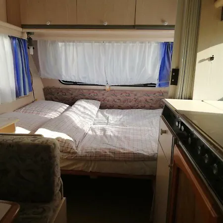 Кемпинг Mauritius Мельно